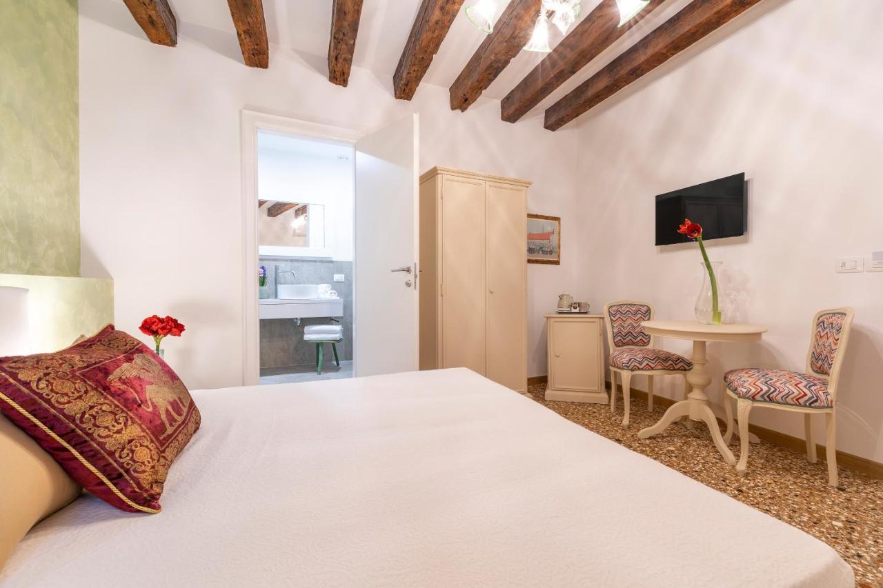 Hotel Residenza San Silvestro Venecia Exterior foto